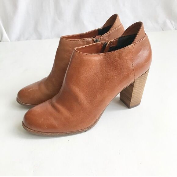 Dolce Vita Leather Chunky Zip Up Booties size 10 - Picture 2 of 12